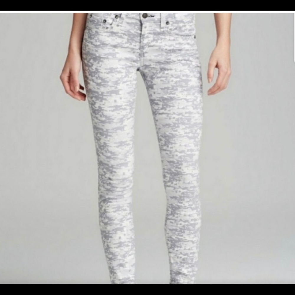 White and gray digicamo rag and bone skinny jean. Size 27